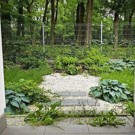 Stylowy Z Prywatnym Ogrodem, Widokiem Na Park I Parkingiem - Red Park